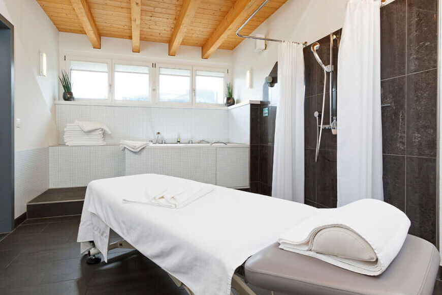 Massagen im Wellness-Bereich, Hotel Hirschen Wildhaus