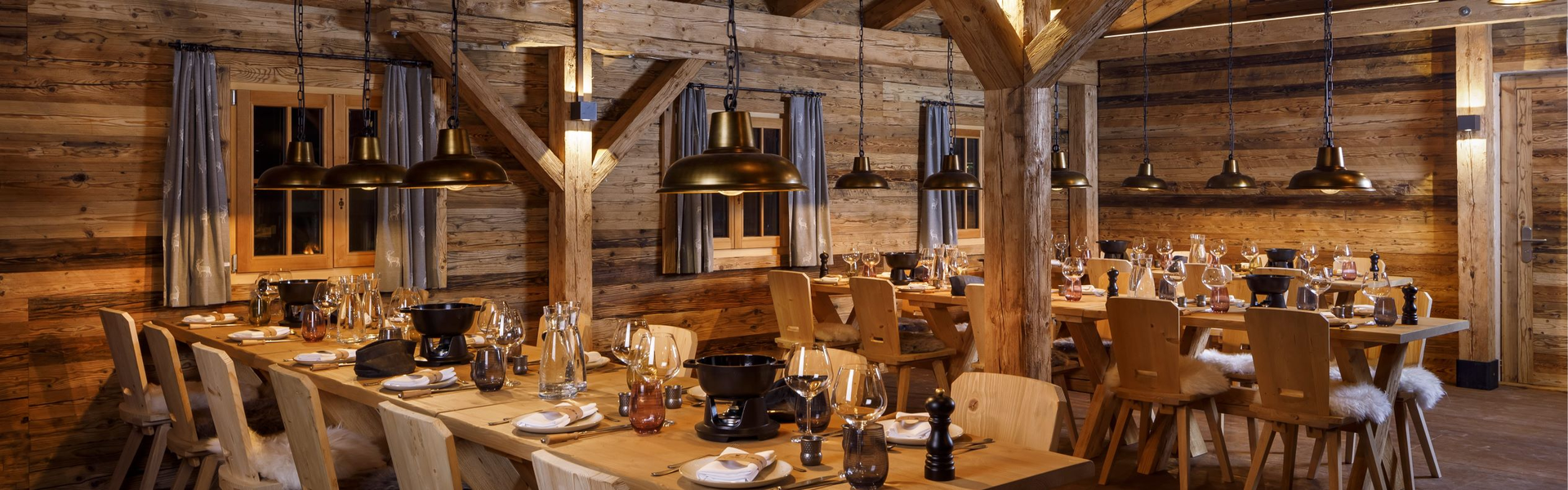 Festlich gedeckter Tisch im Chalet Max 